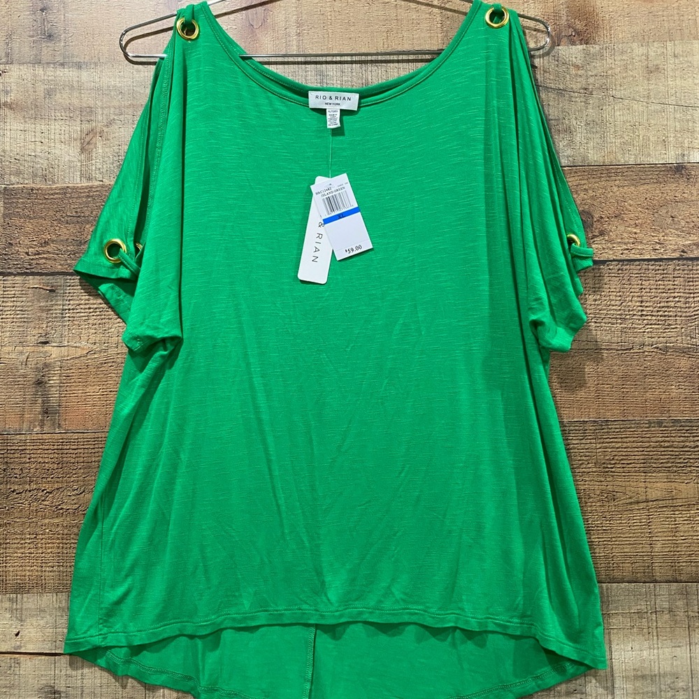 New With Tags Rio & Ryan New York Green Cold Shoulder Top Size XL
